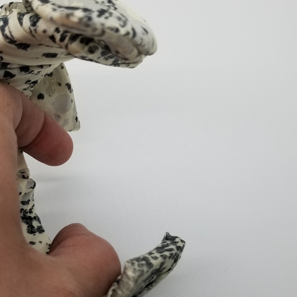 fabric wrapped hinged bangle with bow - Picture 4 of 5